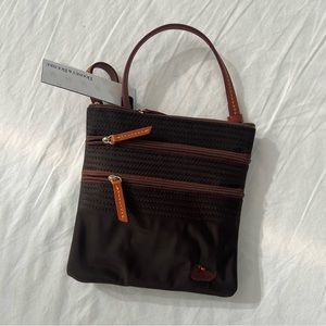 Crossbody Dooney & Bourke - BRAND NEW